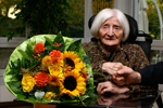 Seniorenchor: Ständchen zum 100. Geburtstag